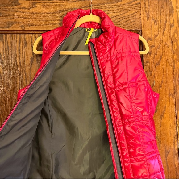 Lole Icy 2 Red women’s Puffer vest size L NEW with tags! - Picture 3 of 9